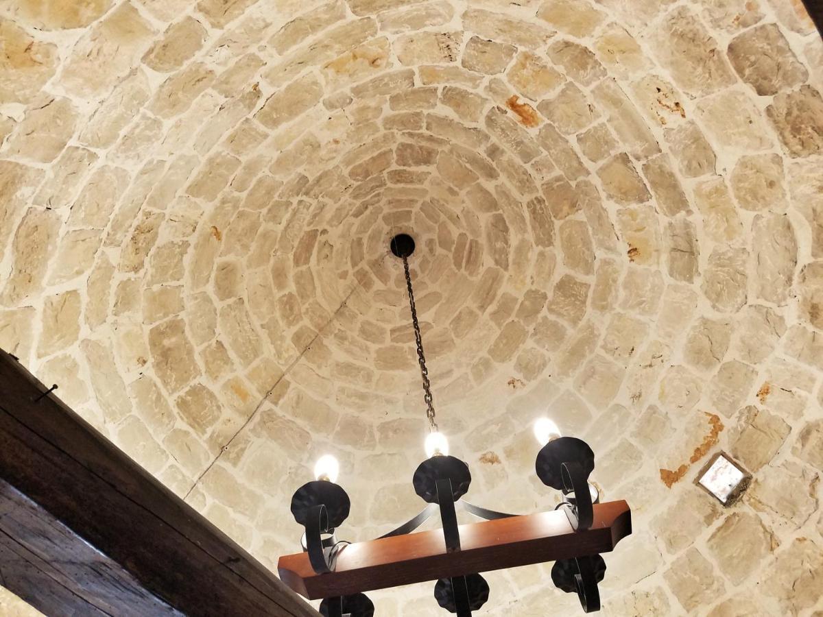 Antico Trullo Immerso Nella Campagna Alberobello Eksteriør billede