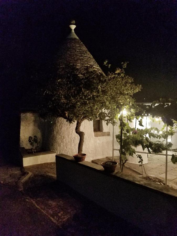Antico Trullo Immerso Nella Campagna Alberobello Eksteriør billede