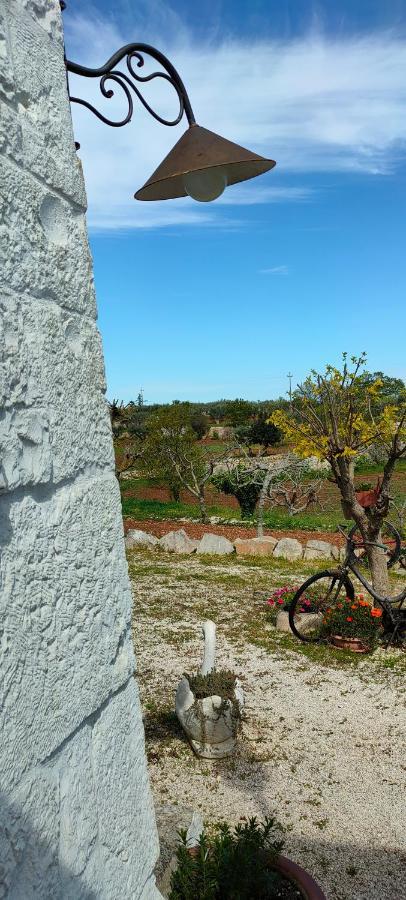 Antico Trullo Immerso Nella Campagna Alberobello Eksteriør billede