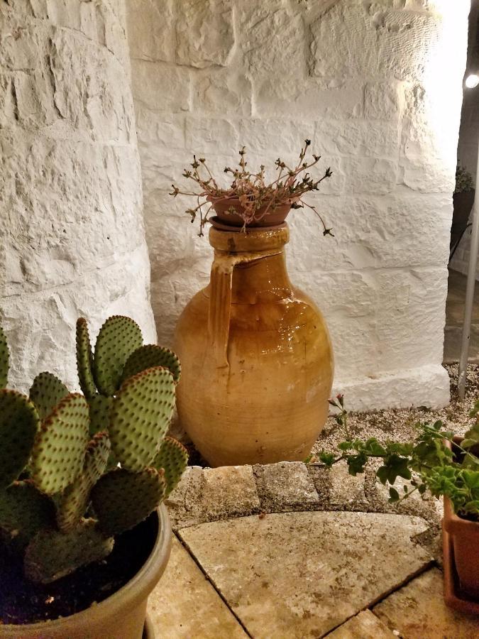 Antico Trullo Immerso Nella Campagna Alberobello Eksteriør billede