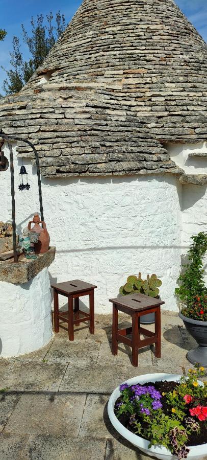 Antico Trullo Immerso Nella Campagna Alberobello Eksteriør billede
